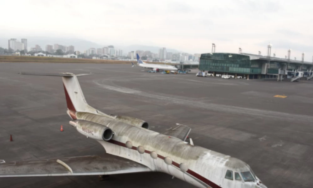 Γουατεμάλα: Έκλεισε το διεθνές αεροδρόμιο λόγω ηφαιστείου